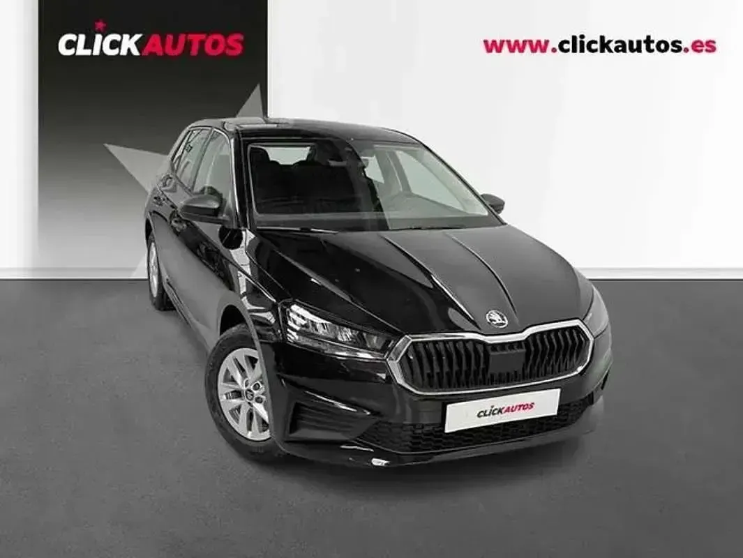 Usado Skoda Fabia Essence 95 HP (69 kW) 2025 Preto Citadino
