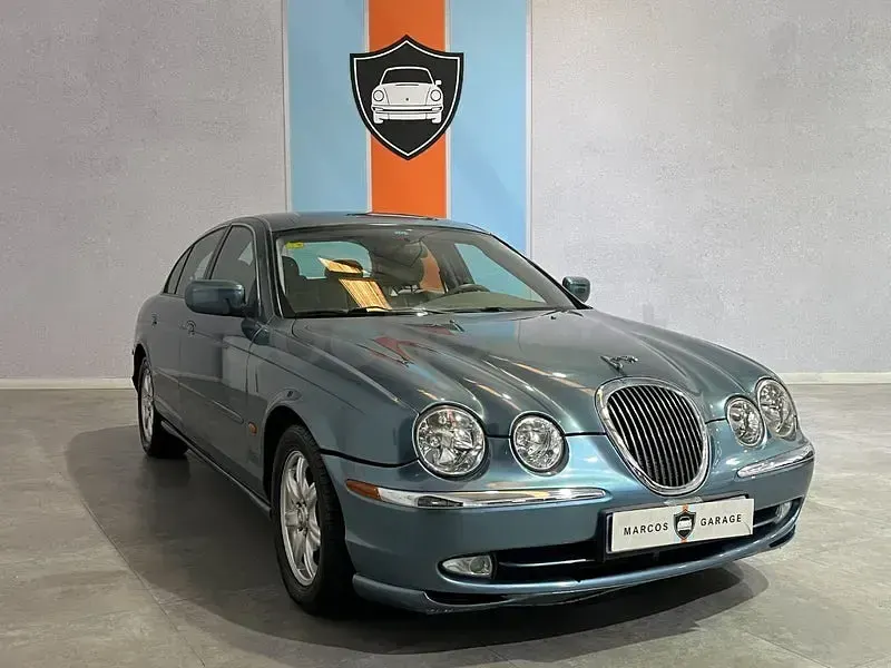 Usado Jaguar S-Type Executive 239 CV (175 kW) 2000 Azul Berlina
