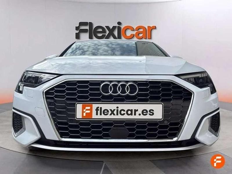 Usado Audi A3 Premium 110 CV (80 kW) 2022 Blanco Berlina