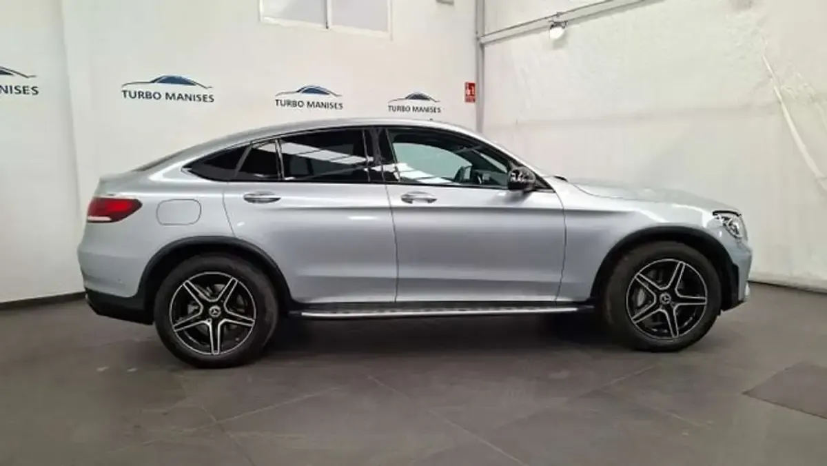 Usado Mercedes GLC350 320 CV (235 kW) 2022 Gris SUV