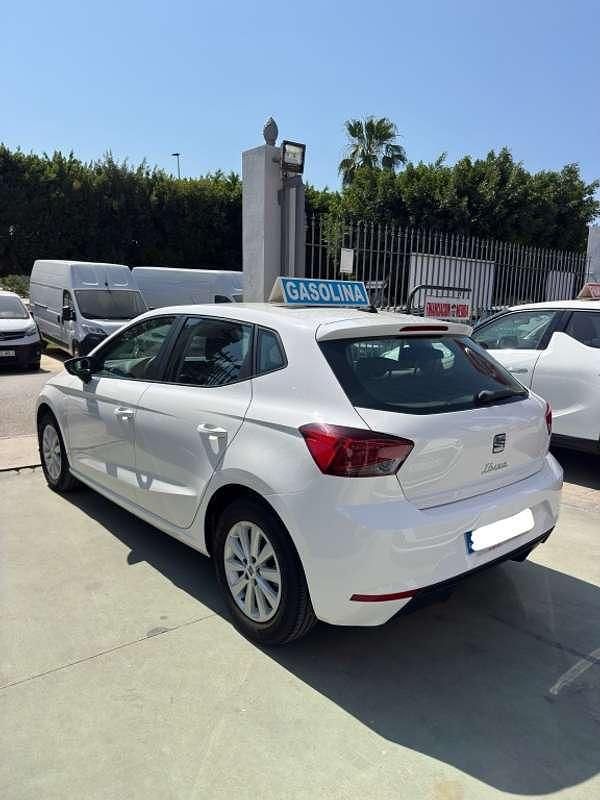 Usado Seat Ibiza Style 110 CV (80 kW) 2021 Blanco Berlina