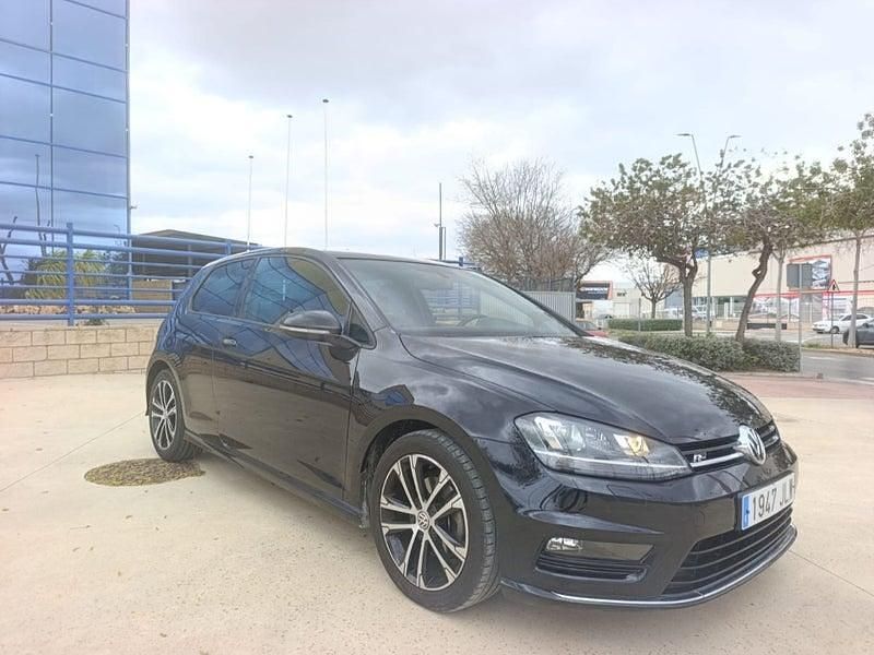 Usado VW Golf VII Sportline 110 CV (80 kW) 2016 Negro Berlina