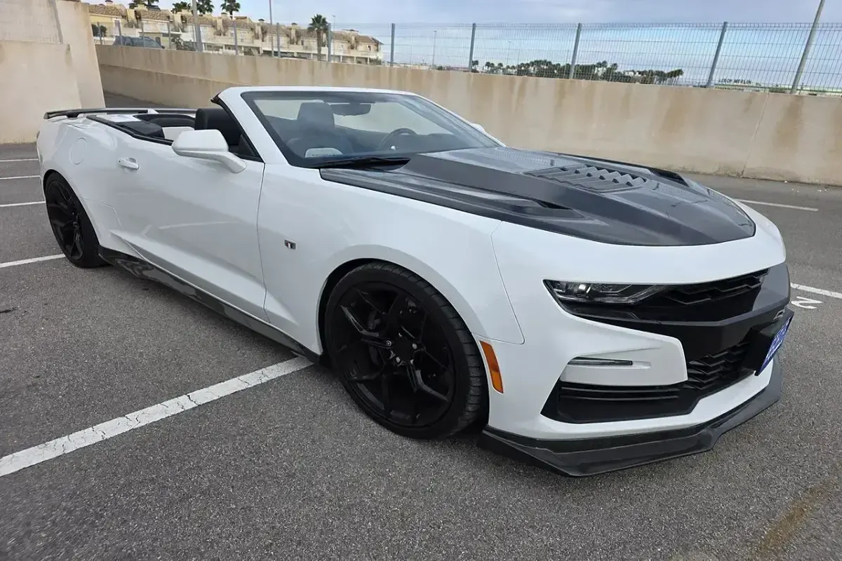 Usado Chevrolet Camaro 600 CV (441 kW) 2020 Blanco Descapotable