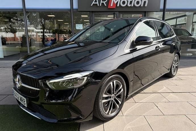 Negro Usado 2024 Mercedes B200 Monovolumen | 24.950 € - Imagen 1/4