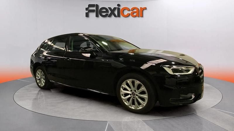 Usado Audi A4 Advanced Plus 163 CV (119 kW) 2021 Azul Familiar