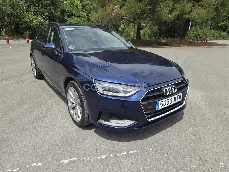 Usado Audi A4 Advanced Plus 163 CV (119 kW) 2020 Azul Familiar