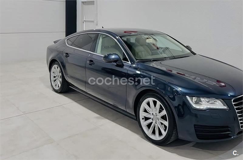 Usado Audi A7 Sportback 245 CV (180 kW) 2011 Azul Utilitario