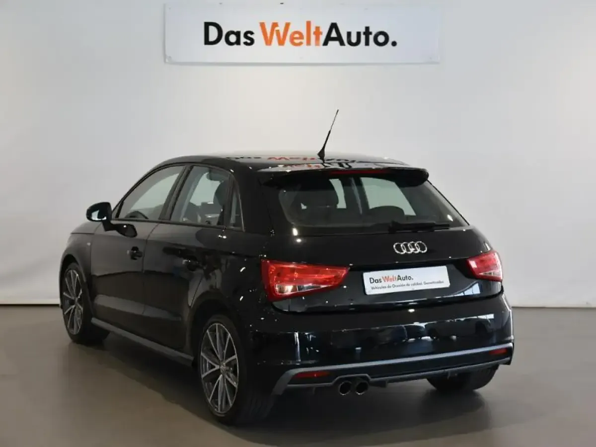 Usado Audi A1 Sportback 125 CV (91 kW) 2016 Negro Utilitario
