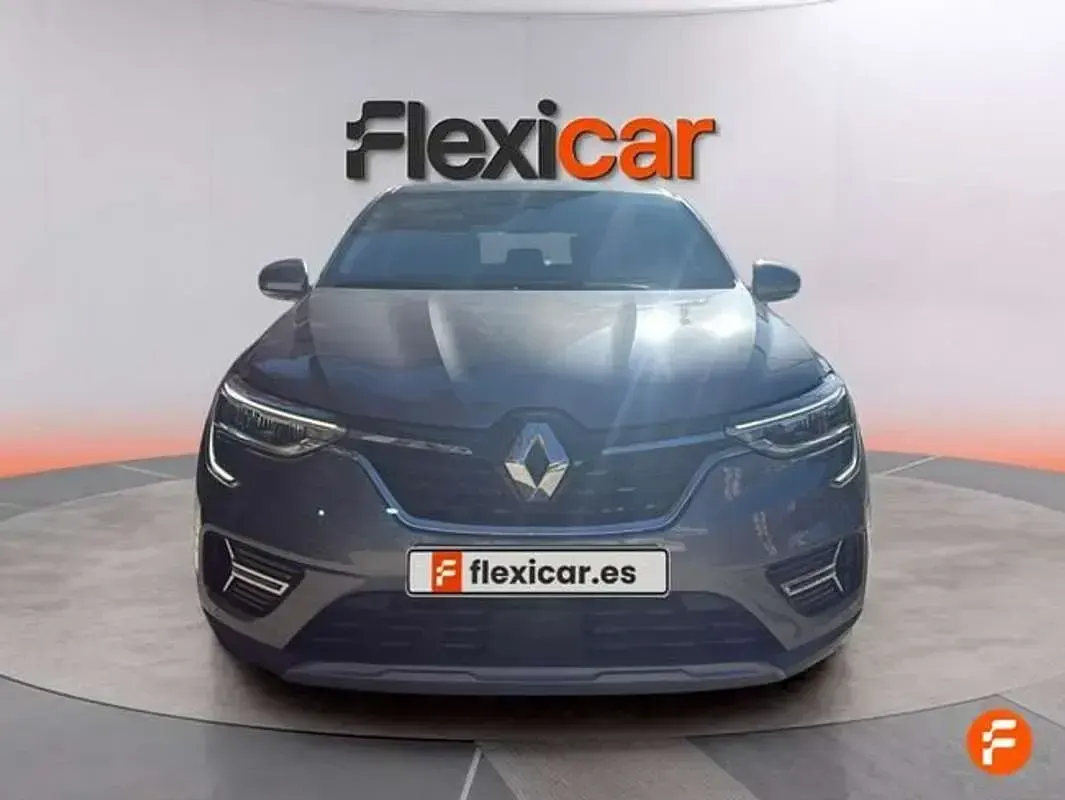 Usado Renault Arkana 145 CV (106 kW) 2022 Gris SUV