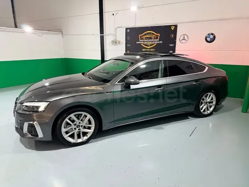 Usado Audi A5 Sportback S-Line 204 CV (150 kW) 2023 Gris / plata Utilitario
