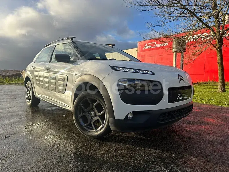 Usado Citroën C4 Live 82 CV (60 kW) 2015 Blanco Berlina