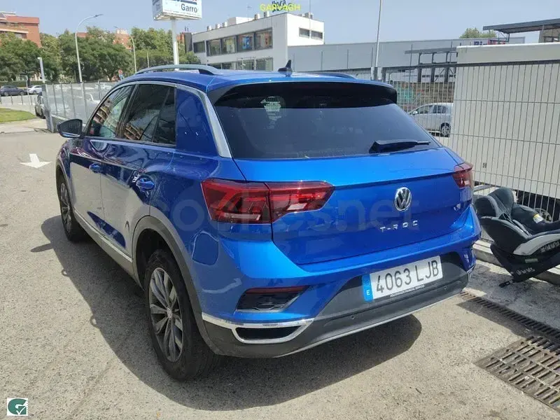 Usado VW T-Roc Sportline 150 CV (110 kW) 2020 Azul SUV