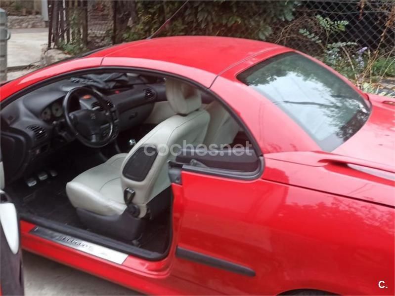 Rojo Usado 2003 Peugeot 206 Descapotable | 3000 € (Precio justo) - Imagen 1/4