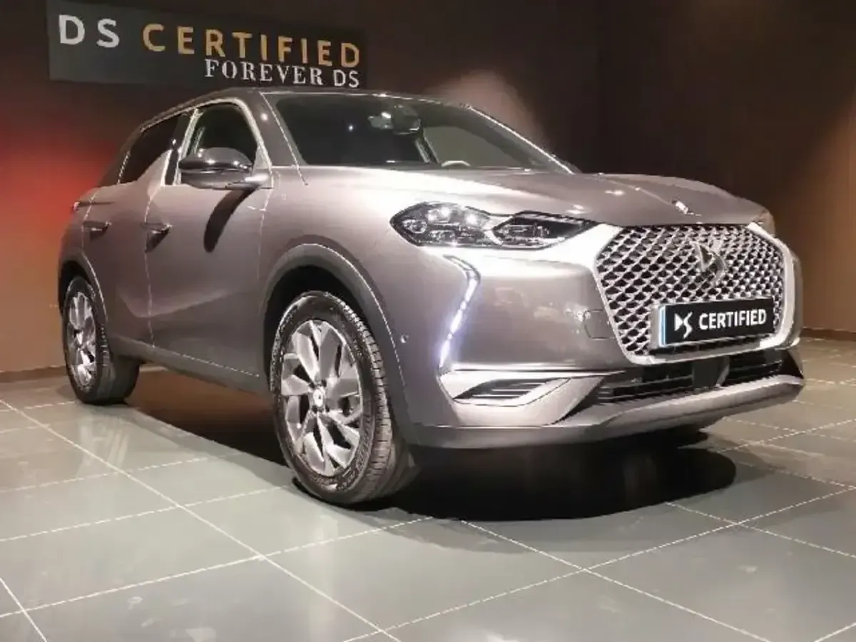 Usado DS Automobiles DS3 Crossback E-Tense Grand Chic 100 kW (136 CV) 2021 Gris SUV