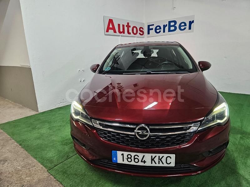 Granate Usado 2018 Opel Astra Selective Berlina | 8900 € (Buen precio) - Imagen 1/4
