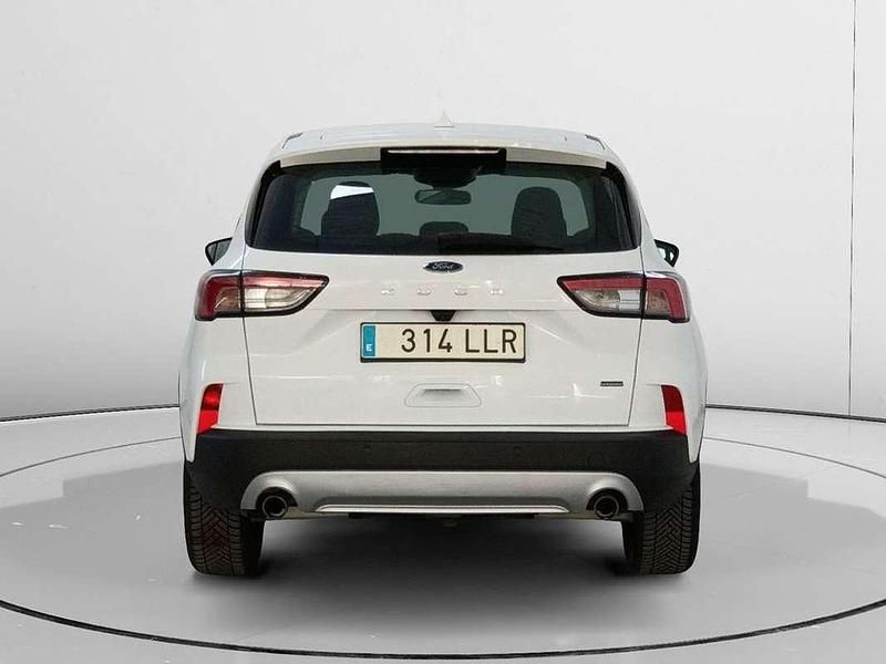 Usado Ford Kuga Titanium 227 CV (166 kW) 2020 Blanco SUV