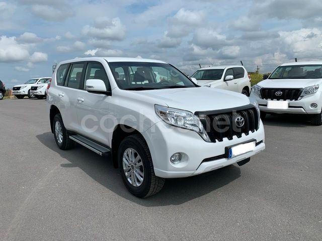 Usado Toyota Land Cruiser 177 CV (130 kW) 2017 Blanco SUV