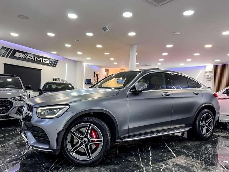 Gris Usado 2021 Mercedes GLC220 Coupe | 44.990 € (Caro) - Imagen 1/4