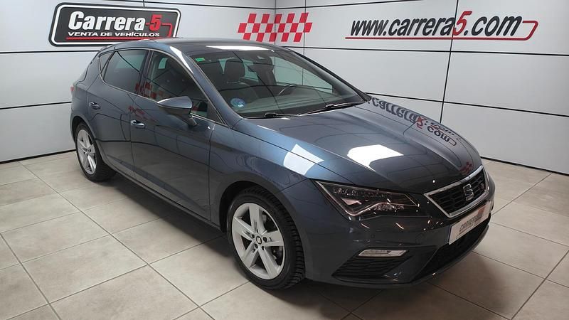 Usado Seat Leon FR 130 CV (95 kW) 2018 Azul