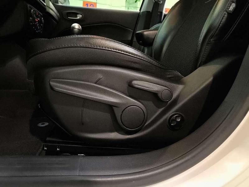 Usado Jeep Compass Longitude 140 CV (102 kW) 2019 Blanco SUV