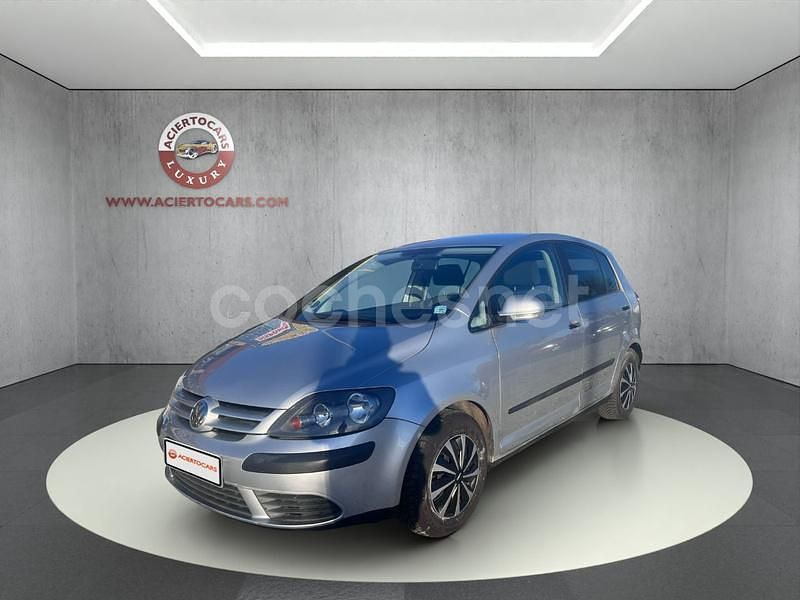 Usado VW Golf Plus Cross Trendline 115 CV (84 kW) 2005 Gris / plata Monovolumen