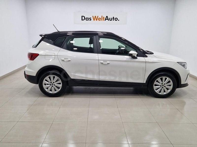 Usado Seat Arona Style 115 CV (84 kW) 2025 Blanco SUV