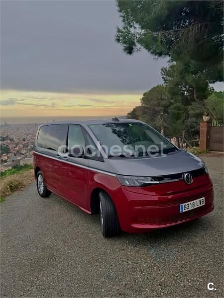 Rojo Usado 2022 VW Multivan Style Van | 47.000 € (Un poco caro) - Imagen 1/4