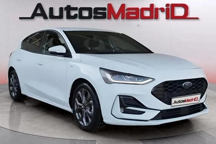 Usado Ford Focus ST-Line 126 CV (92 kW) 2022 Blanco Berlina
