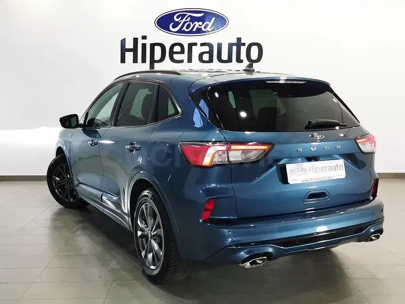 Usado Ford Kuga ST-Line 120 CV (88 kW) 2022 Azul SUV