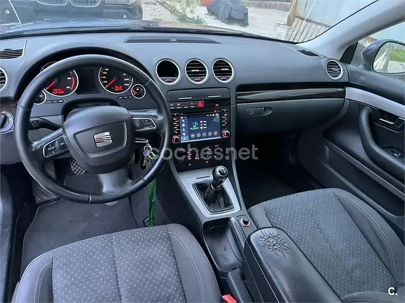 Usado Seat Exeo Style 143 CV (105 kW) 2009 Azul Berlina