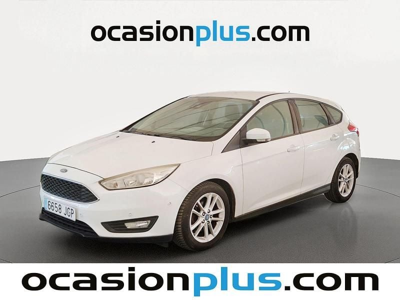 Usado Ford Focus Trend+ 125 CV (91 kW) 2015 Blanco Utilitario
