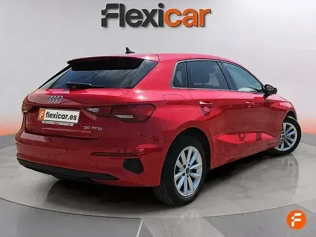 Usado Audi A3 Sportback e-tron 110 CV (80 kW) 2023 Rojo Utilitario
