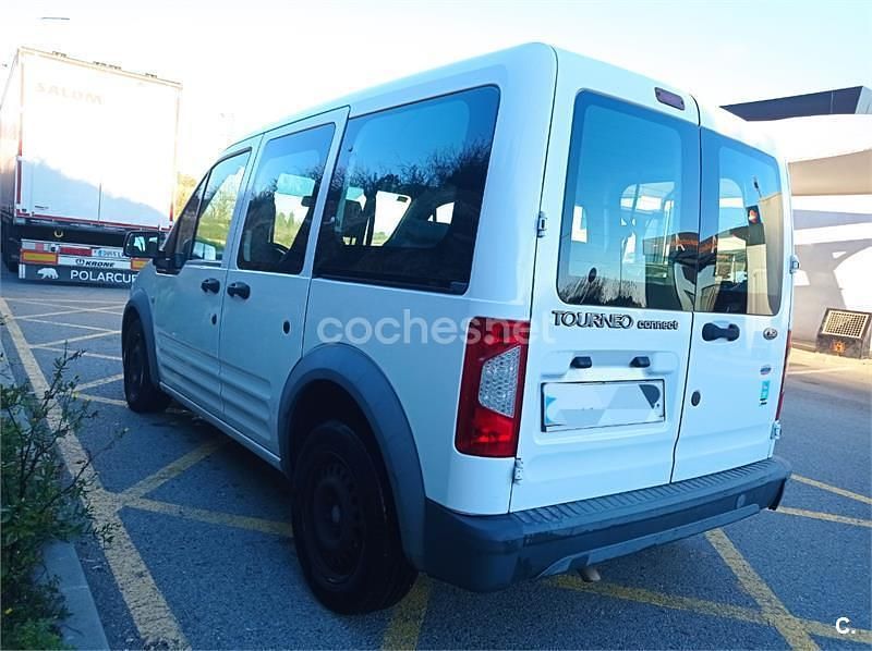 Usado Ford Tourneo Connect Trend 115 CV (84 kW) 2013 Blanco Monovolumen
