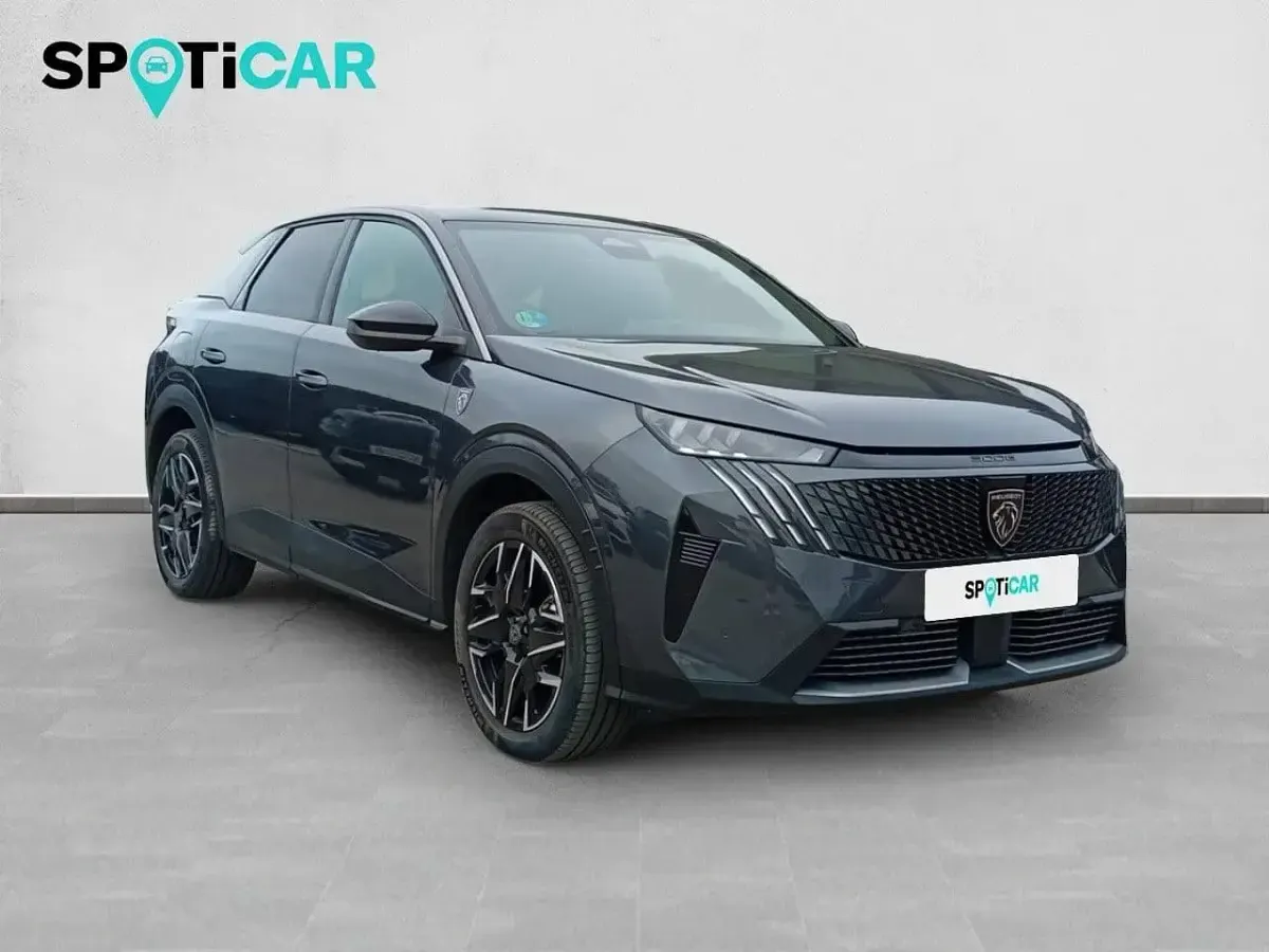 Usado Peugeot 3008 GT 136 CV (100 kW) 2024 Marrón SUV
