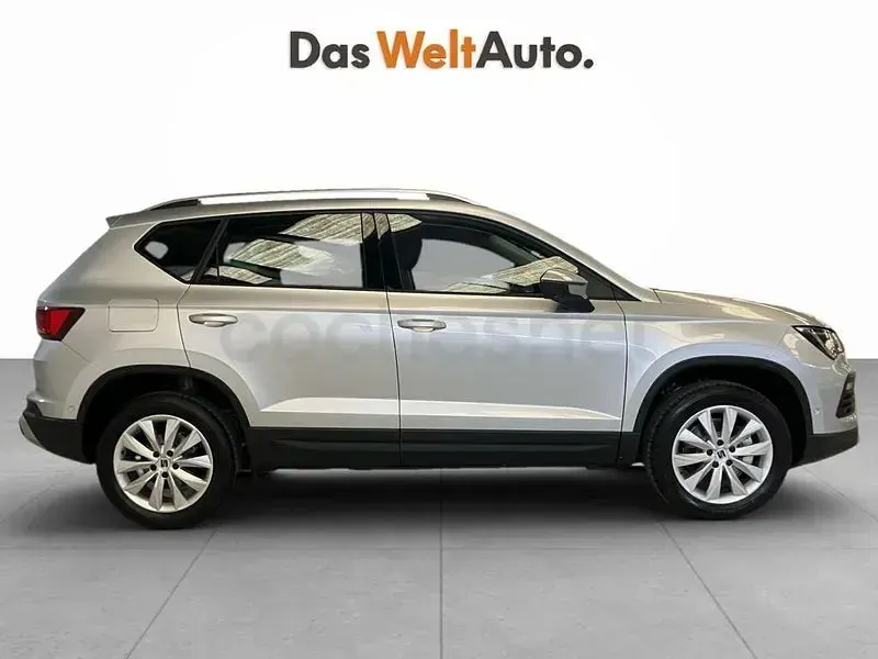 Usado Seat Ateca Style 150 CV (110 kW) 2025 Gris / plata SUV