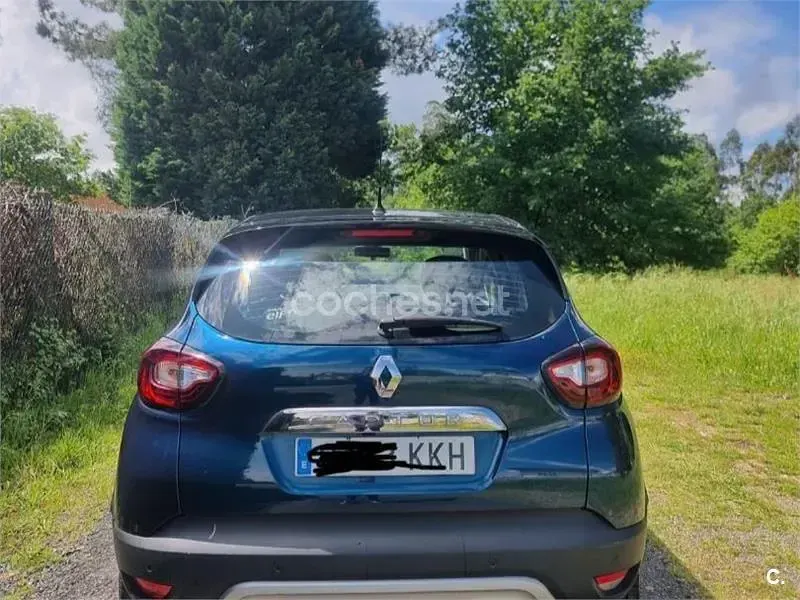 Usado Renault Captur Zen 110 CV (80 kW) 2018 Azul SUV