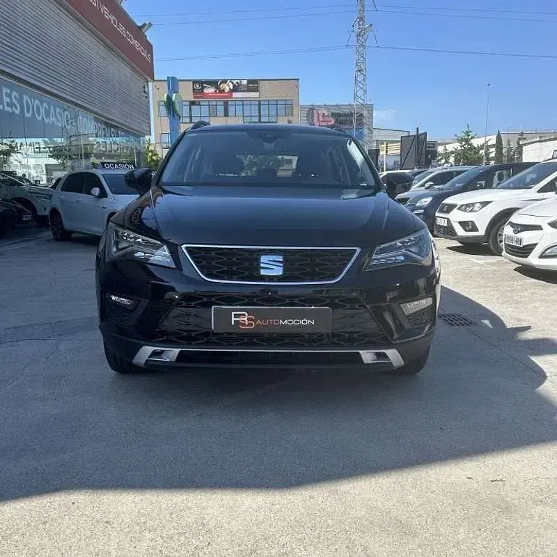 Usado Seat Ateca Style 150 CV (110 kW) 2018 Negro SUV