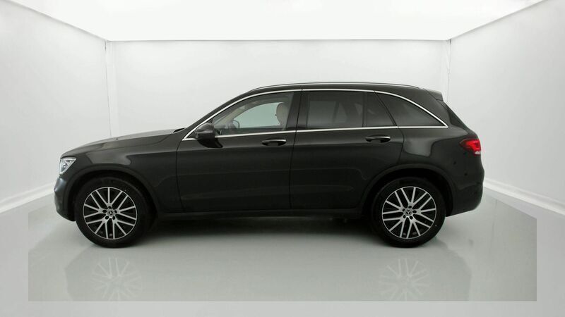 Usado Mercedes GLC300 245 CV (180 kW) 2022 Negro obsidiana