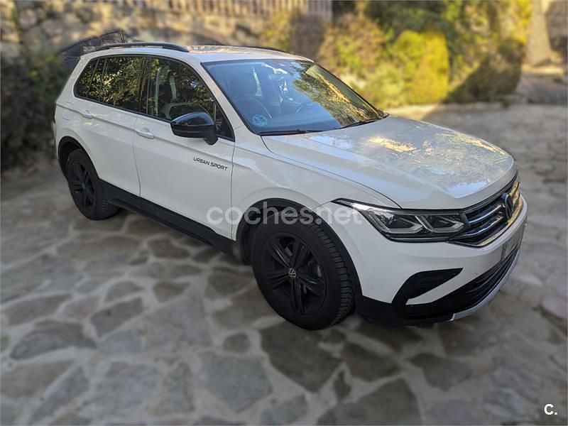 Usado VW Tiguan Sportline 150 CV (110 kW) 2022 Blanco SUV