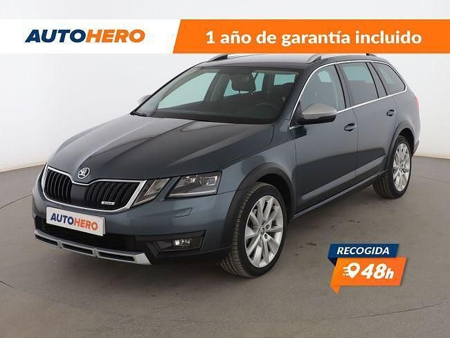 Usado Skoda Octavia Scout 4x4 151 CV (111 kW) 2019 Gris Familiar