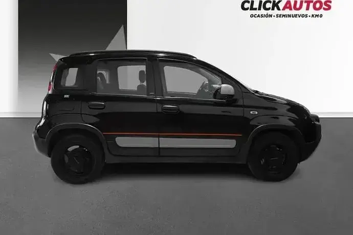 Usado Fiat Panda Garmin 70 CV (51 kW) 2023 Negro Utilitario