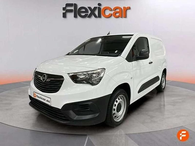 Usado Opel Combo Life Edition 131 CV (96 kW) 2022 Blanco Monovolumen