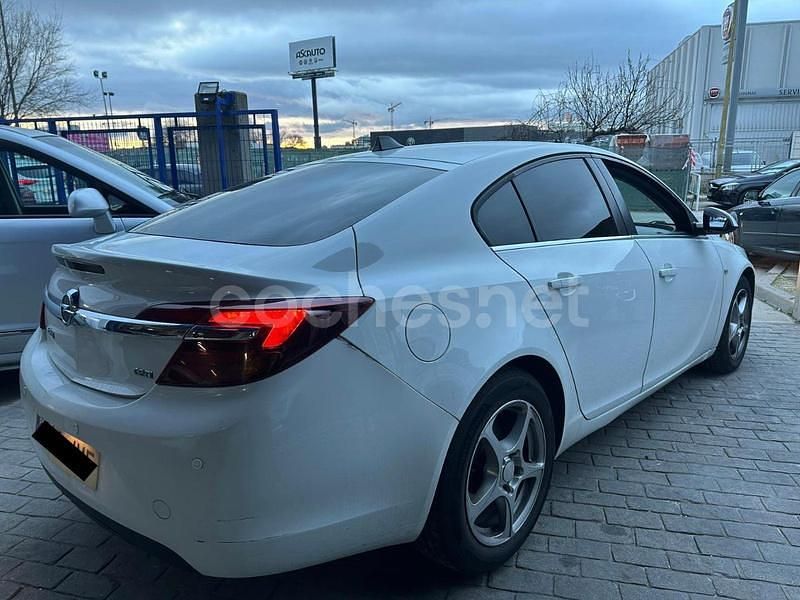 Usado Opel Insignia Excellence 136 CV (100 kW) 2016 Blanco Familiar