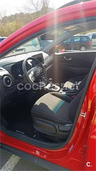 Usado Hyundai Kona 141 CV (103 kW) 2022 Rojo SUV