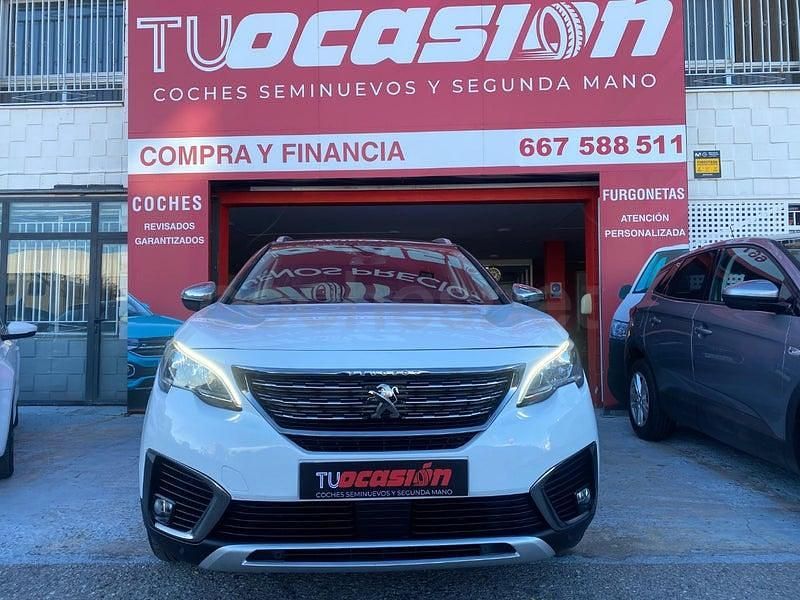Usado Peugeot 5008 GT-line 130 CV (95 kW) 2018 Blanco SUV