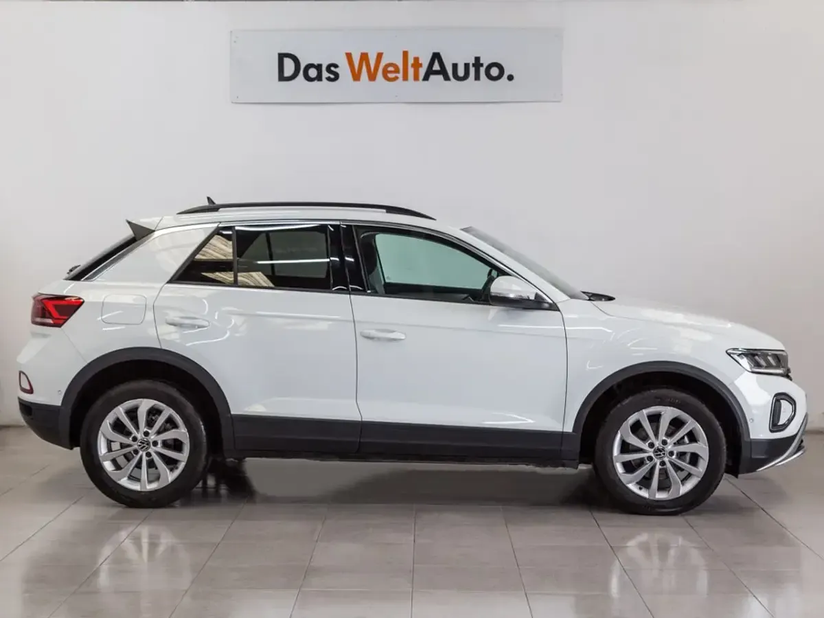 Usado VW T-Roc Life 150 CV (110 kW) 2022 Blanco SUV