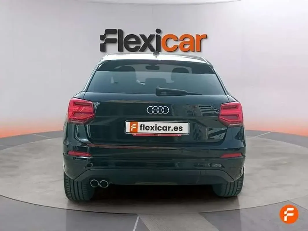 Usado Audi Q2 Advanced 150 CV (110 kW) 2020 Negro SUV