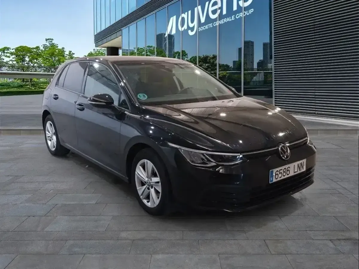 Usado VW Golf VII Life 115 CV (84 kW) 2021 Negro Utilitario