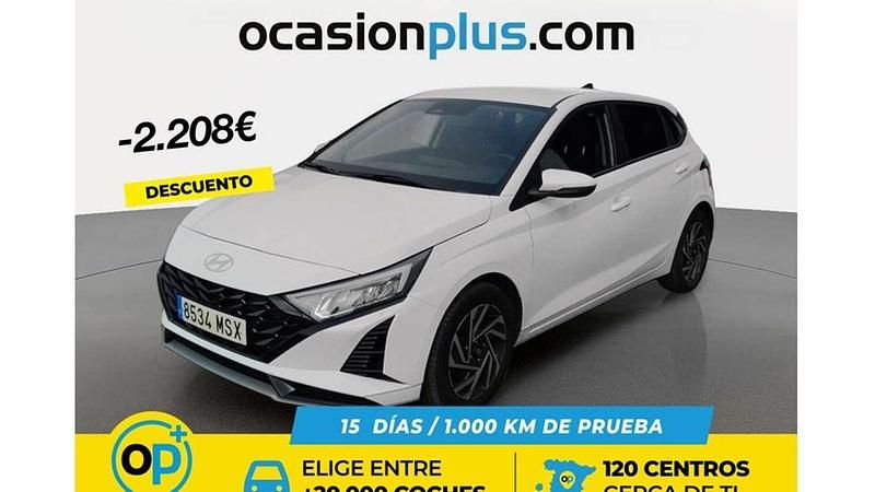 Usado Hyundai i20 101 CV (74 kW) 2024 Blanco Utilitario