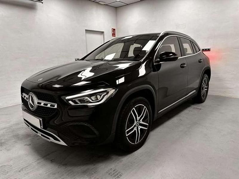 Negro Usado 2020 Mercedes GLA200 SUV | 22.990 € (Precio justo) - Imagen 1/4